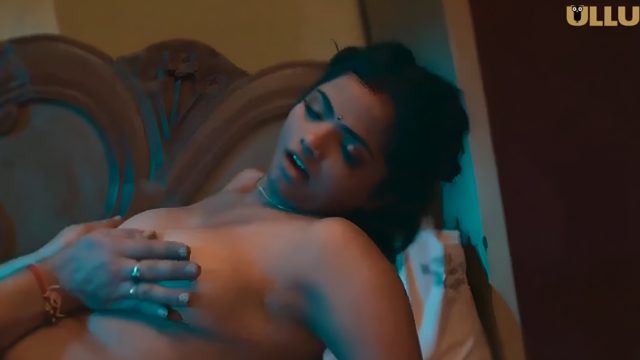 Bharti Jha Hot Webseries Best Scene